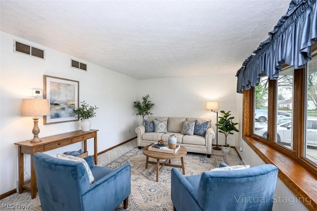 300 Castleton Road NE North Canton OH 44720