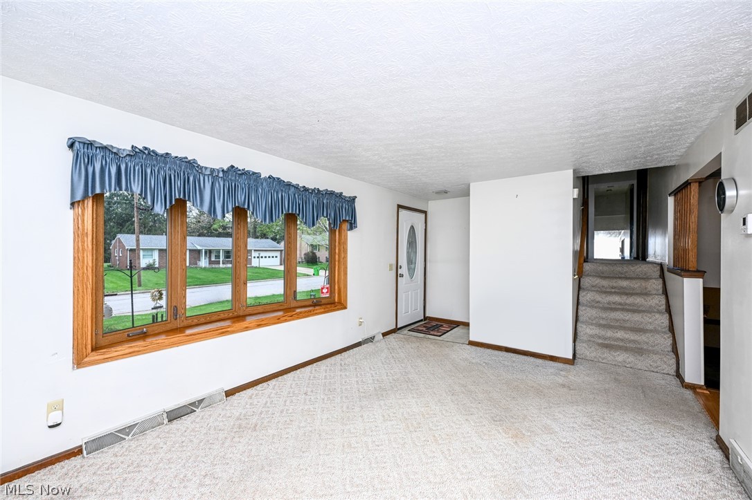 300 Castleton Road NE North Canton OH 44720