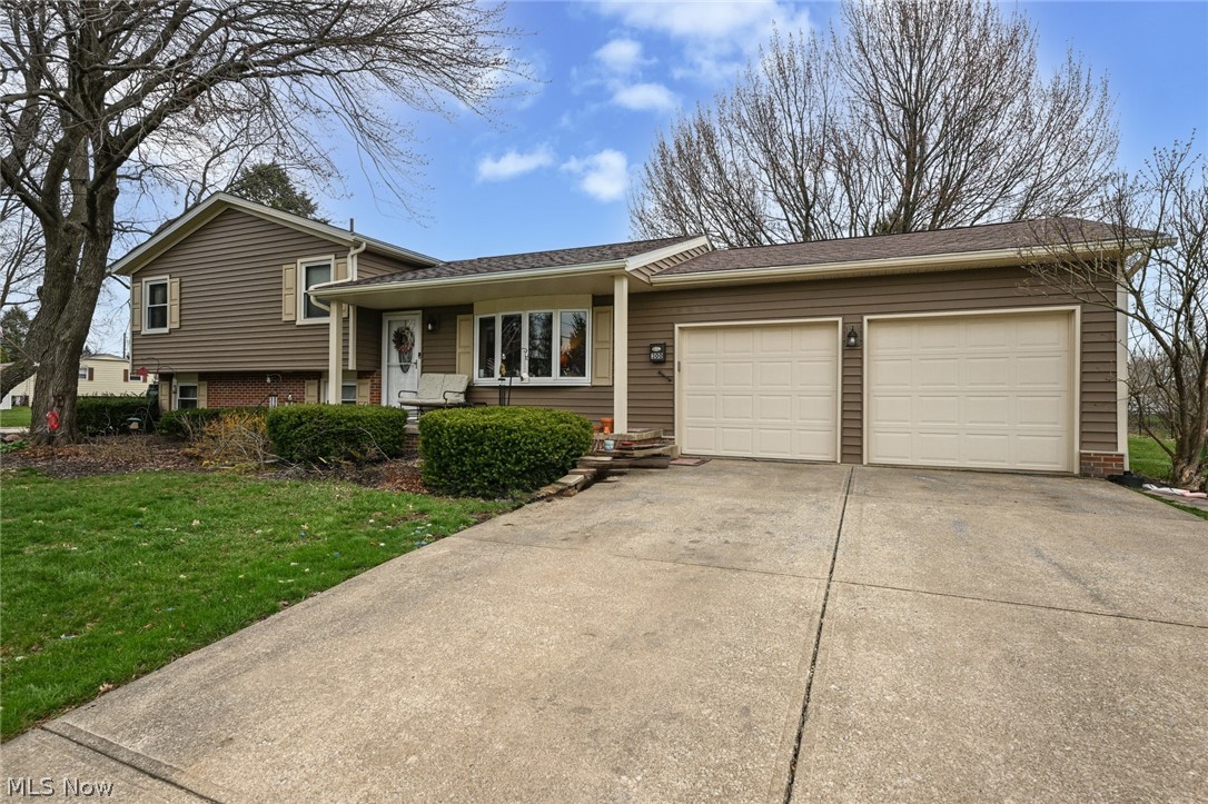 300 Castleton Road NE North Canton OH 44720