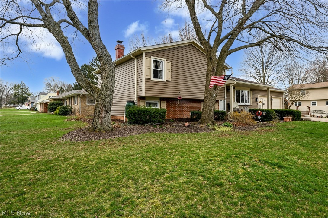 300 Castleton Road NE North Canton OH 44720