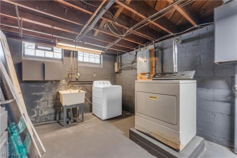 4241 Wilmington Road South Euclid OH 44121