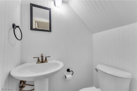 4241 Wilmington Road South Euclid OH 44121