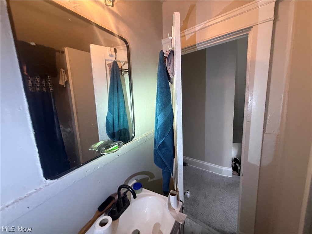 12816 Dove Avenue Cleveland OH 44105