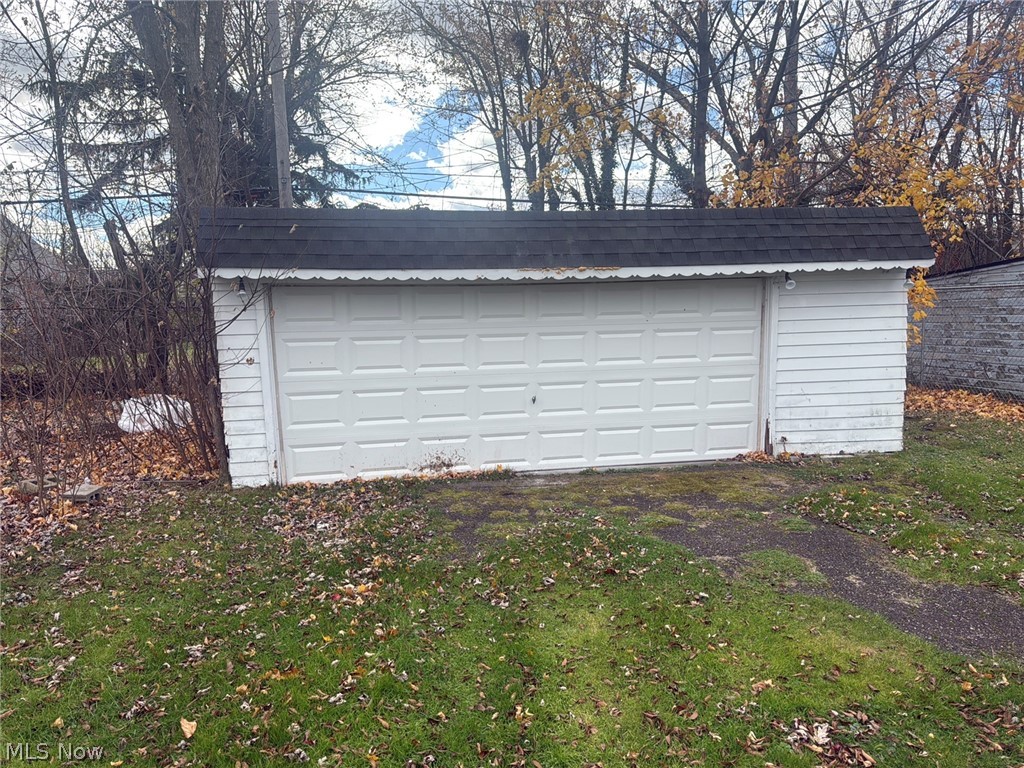 12816 Dove Avenue Cleveland OH 44105