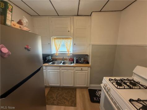 12816 Dove Avenue Cleveland OH 44105