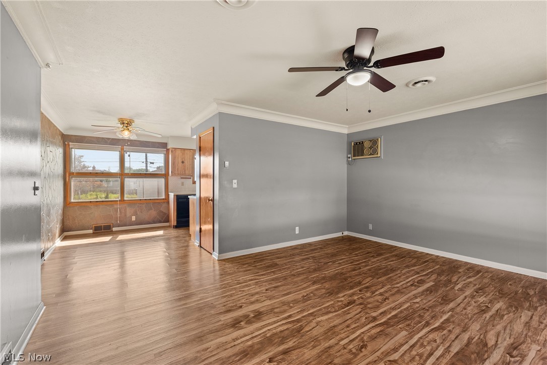 4579 Memphis Villas S Brooklyn OH 44144