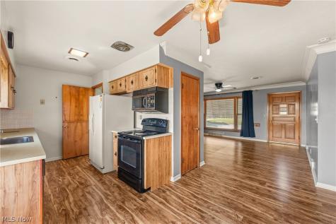 4579 Memphis Villas S Brooklyn OH 44144