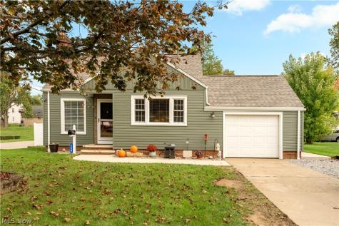 154 Victoria Avenue NW Canton OH 44708