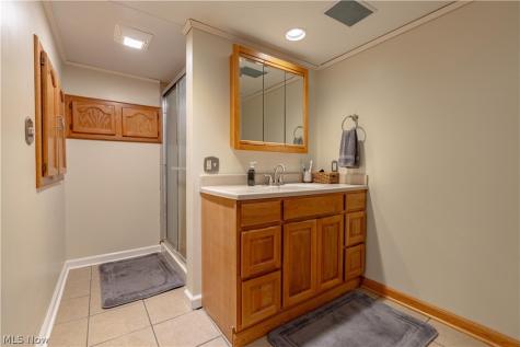 154 Victoria Avenue NW Canton OH 44708