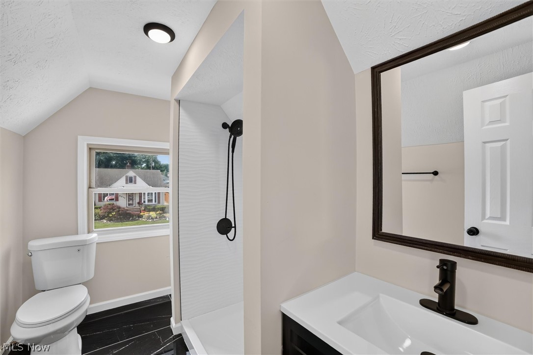 5510 Luelda Avenue Parma OH 44129