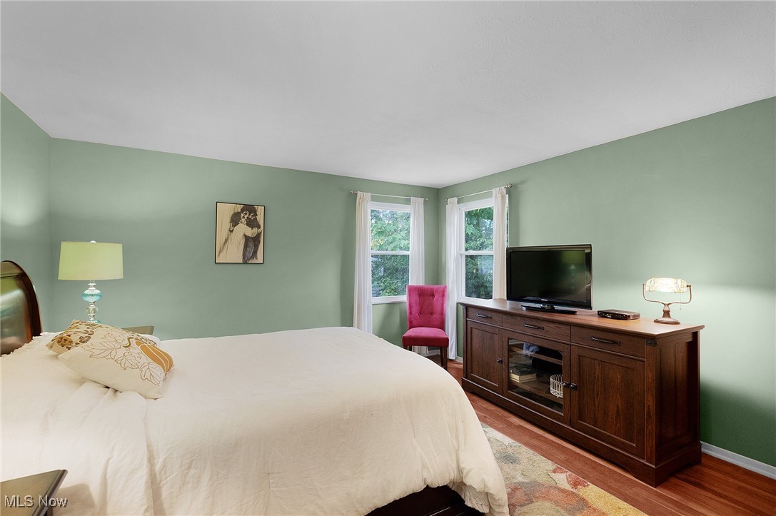 30200 Westlawn Drive Bay Village OH 44140