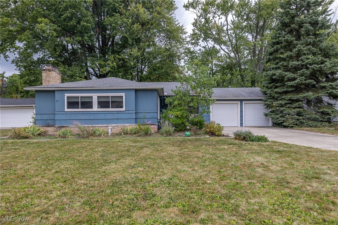 30200 Westlawn Drive Bay Village OH 44140