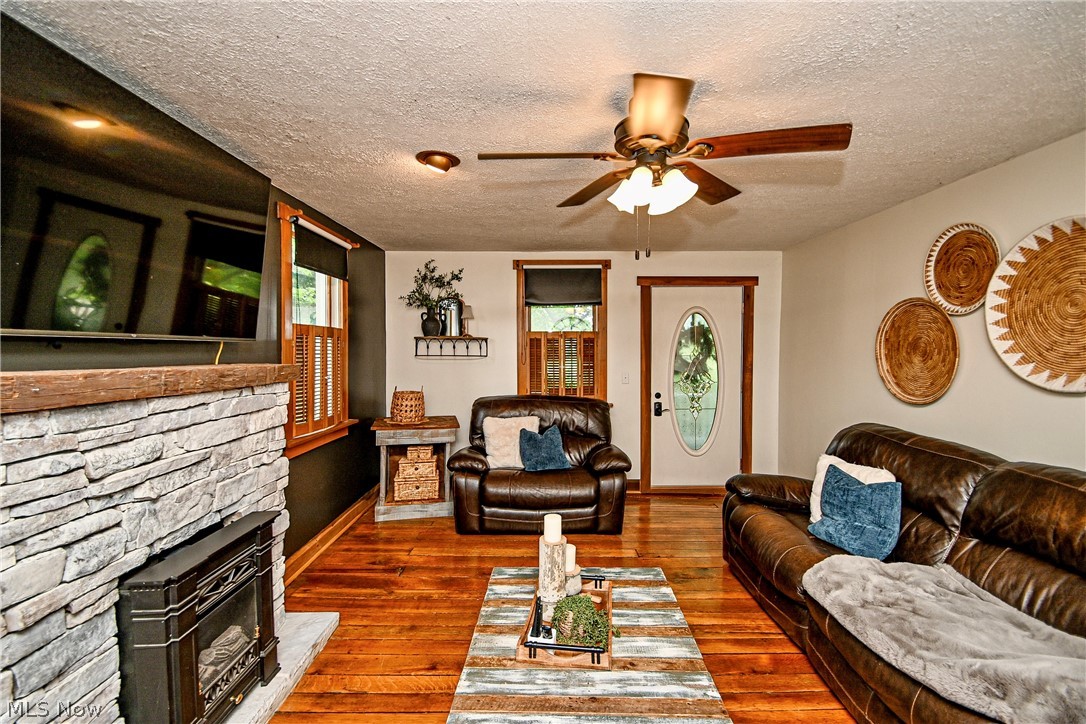 16180 Lisbon Street SE Minerva OH 44657
