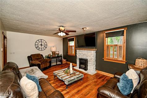 16180 Lisbon Street SE Minerva OH 44657