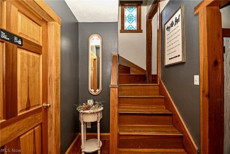 16180 Lisbon Street SE Minerva OH 44657