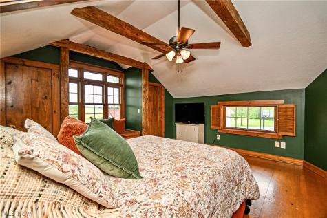 16180 Lisbon Street SE Minerva OH 44657