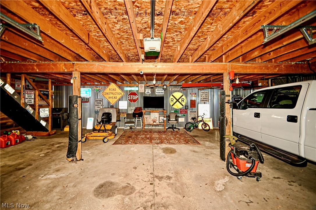 16180 Lisbon Street SE Minerva OH 44657