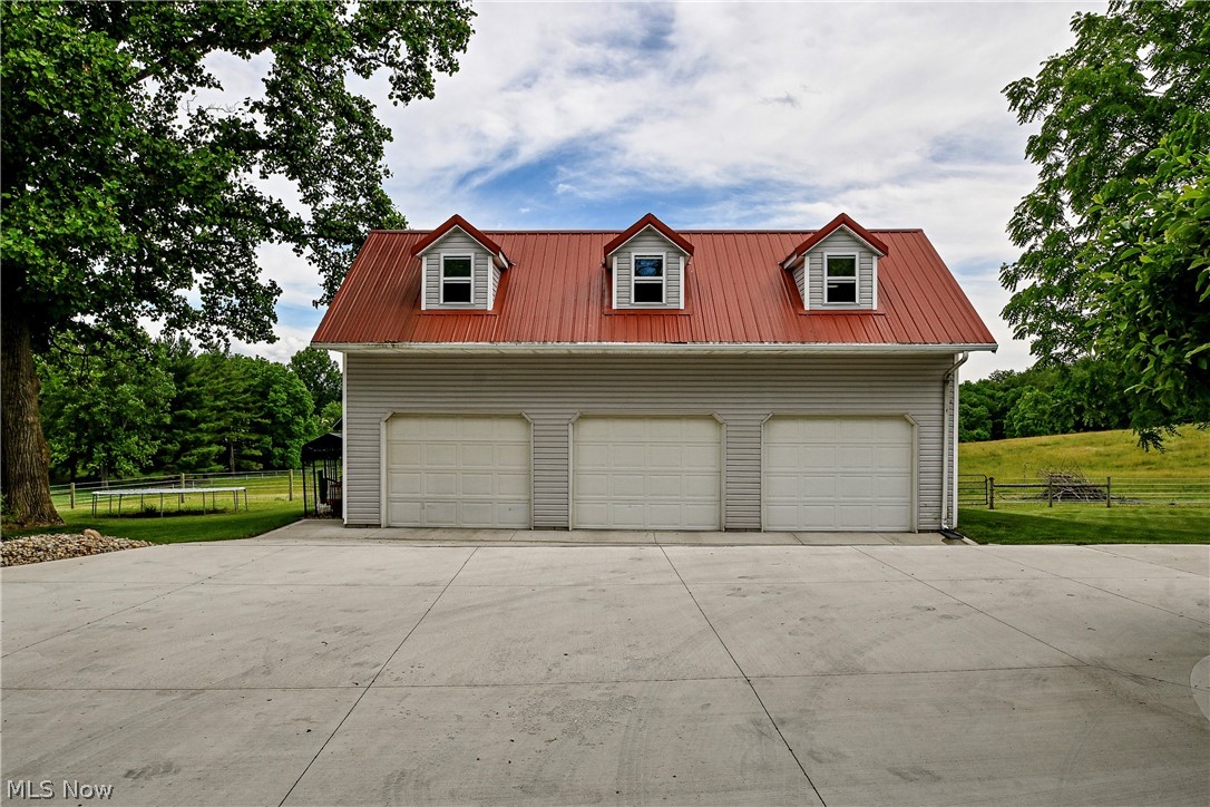 16180 Lisbon Street SE Minerva OH 44657