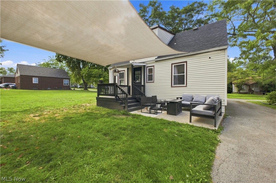 1315 Edgehill Avenue SE Warren OH 44484