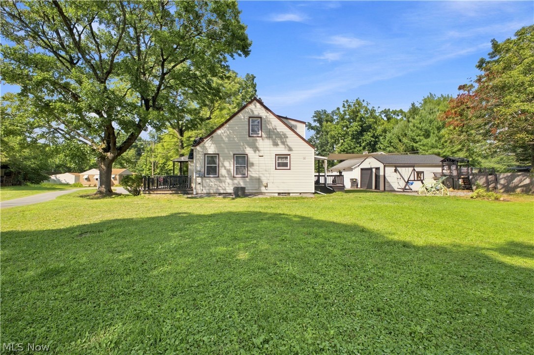 1315 Edgehill Avenue SE Warren OH 44484