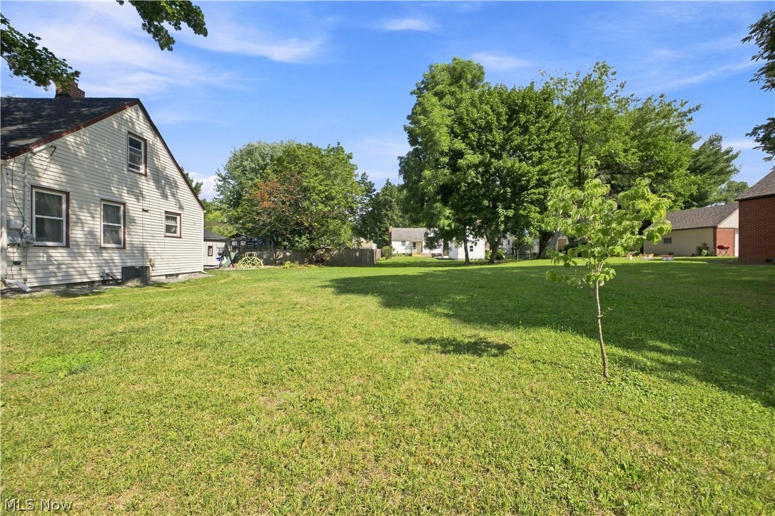 1315 Edgehill Avenue SE Warren OH 44484