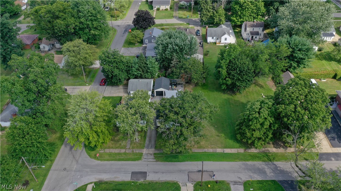 1315 Edgehill Avenue SE Warren OH 44484