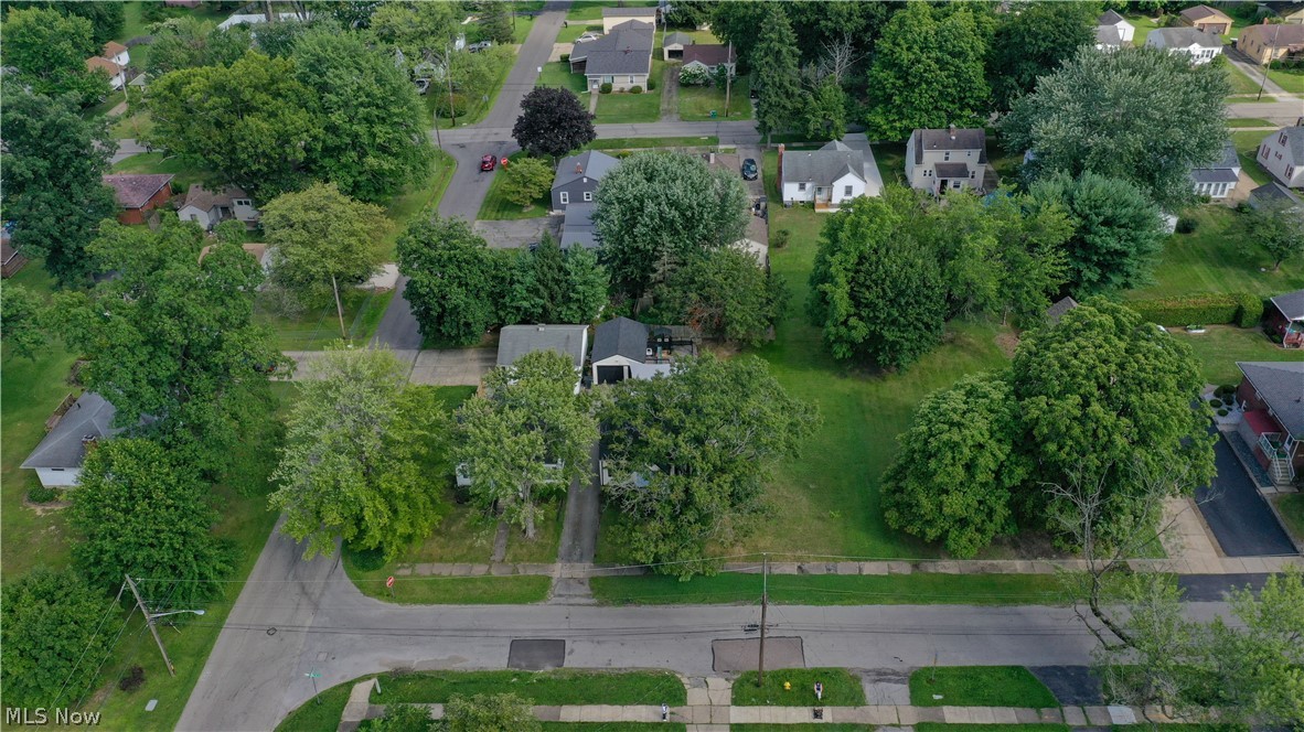 1315 Edgehill Avenue SE Warren OH 44484