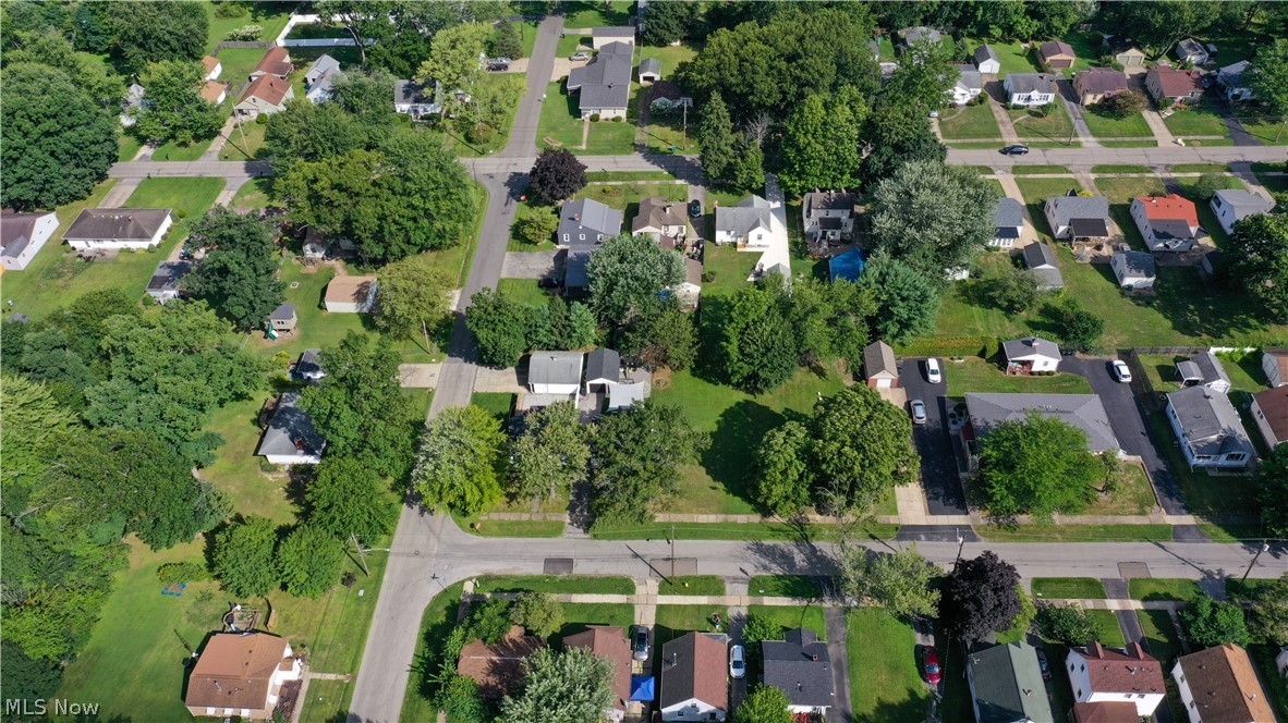 1315 Edgehill Avenue SE Warren OH 44484