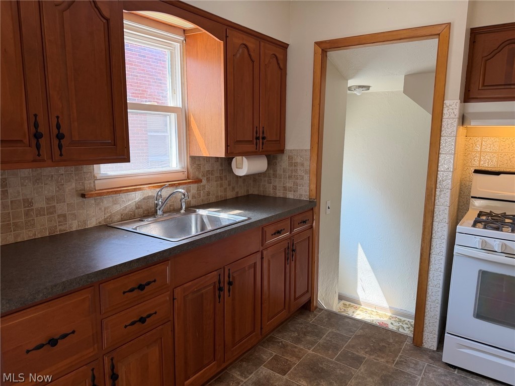5714 Gilbert Avenue Parma OH 44129