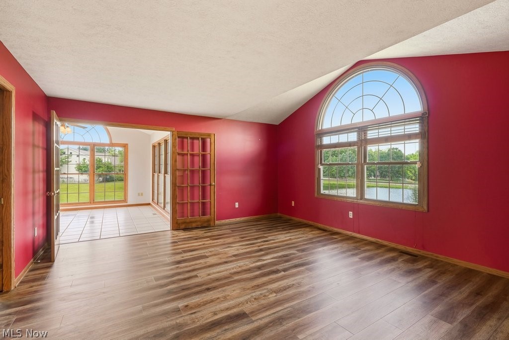 2285 Thoroughbred Drive Wadsworth OH 44281