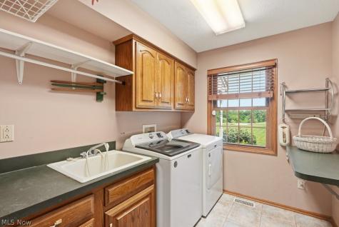 2285 Thoroughbred Drive Wadsworth OH 44281