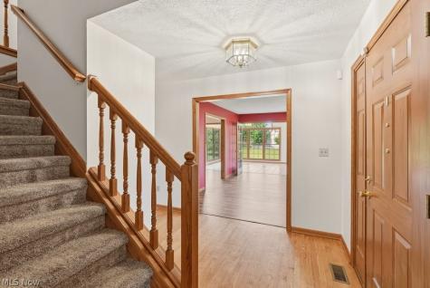 2285 Thoroughbred Drive Wadsworth OH 44281