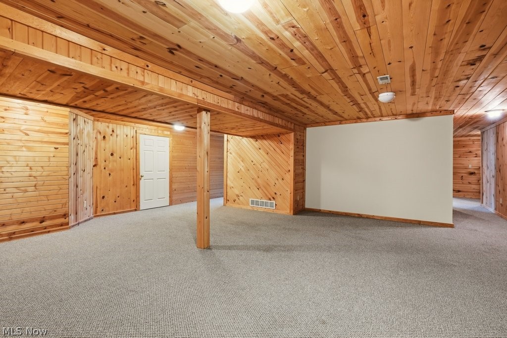 2285 Thoroughbred Drive Wadsworth OH 44281