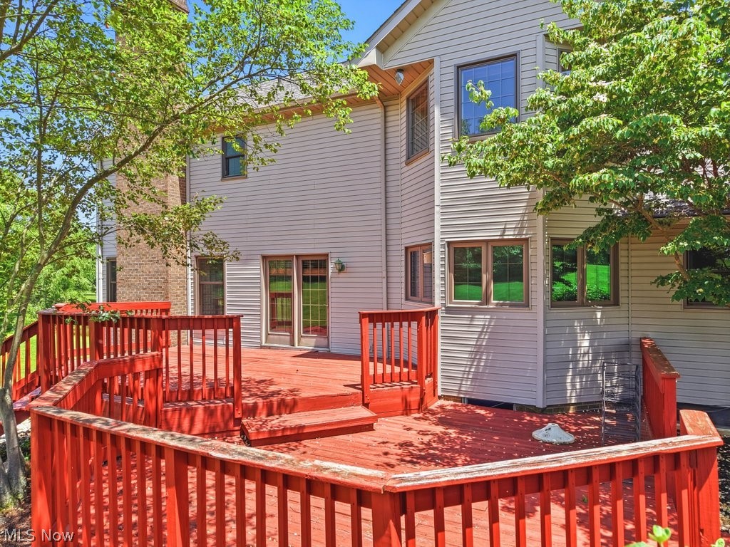 2285 Thoroughbred Drive Wadsworth OH 44281
