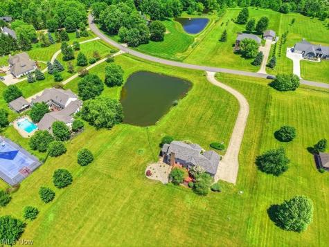 2285 Thoroughbred Drive Wadsworth OH 44281