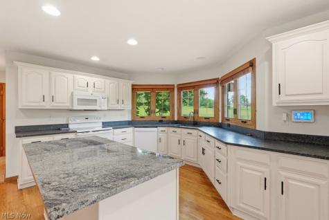 2285 Thoroughbred Drive Wadsworth OH 44281