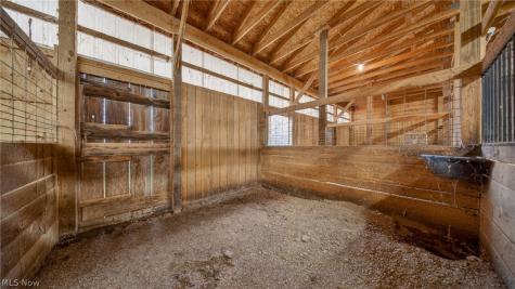 8511 Kennard Road Lodi OH 44254