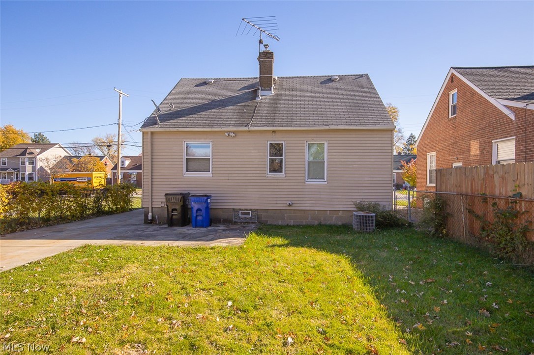 4636 W 157th Street Cleveland OH 44135