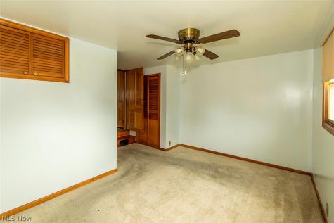 12805 Crossburn Avenue Cleveland OH 44135