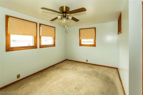12805 Crossburn Avenue Cleveland OH 44135