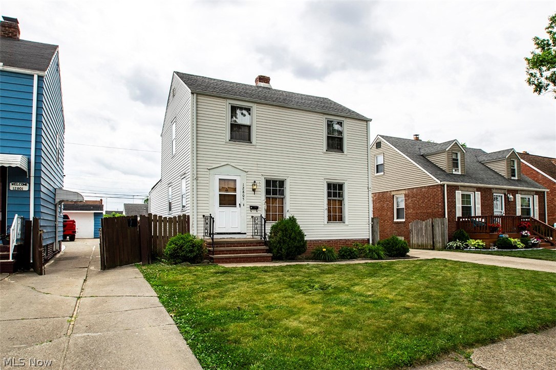 12805 Crossburn Avenue Cleveland OH 44135
