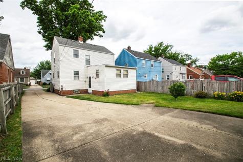 12805 Crossburn Avenue Cleveland OH 44135