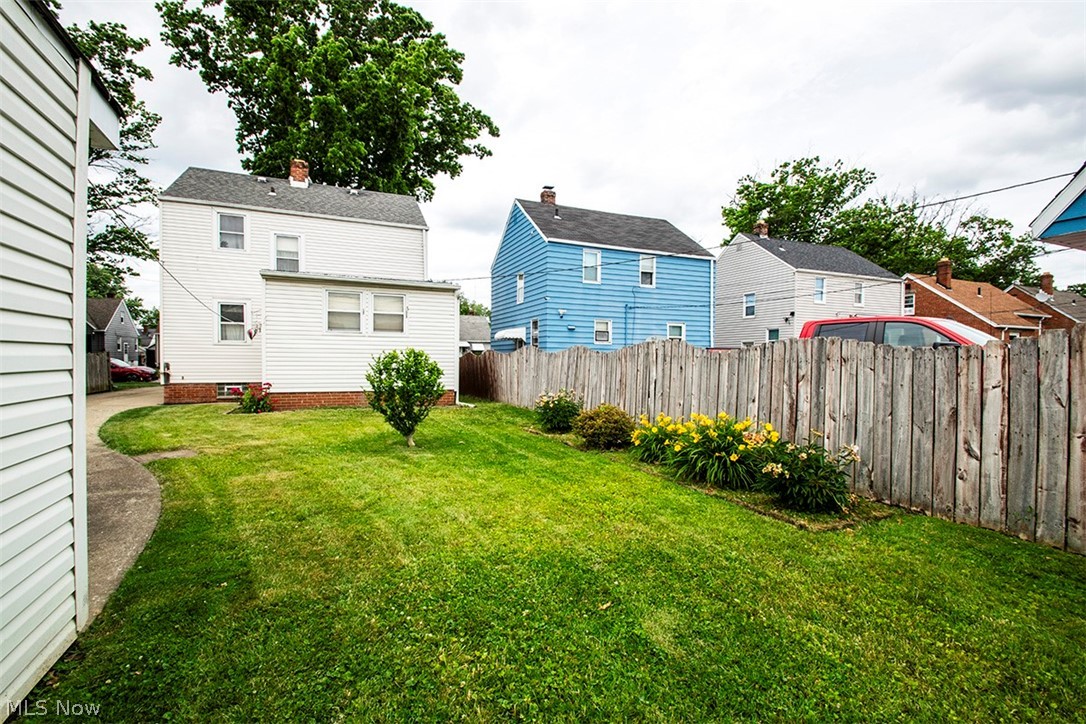 12805 Crossburn Avenue Cleveland OH 44135