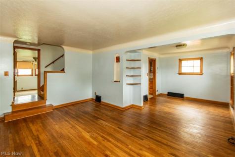 12805 Crossburn Avenue Cleveland OH 44135