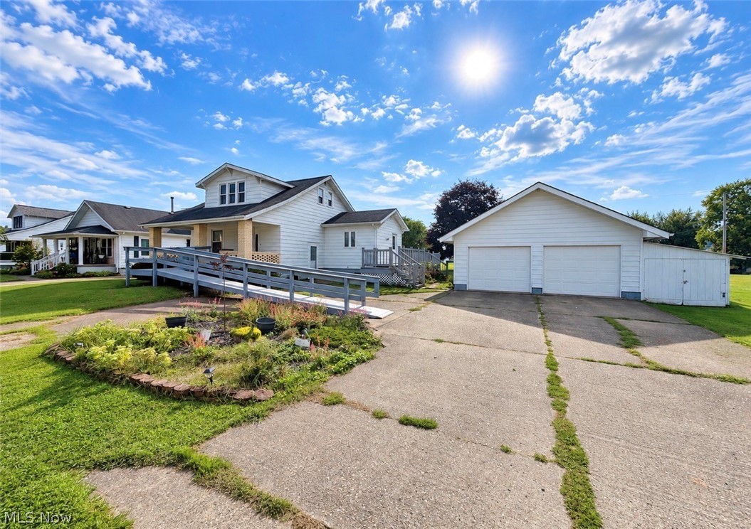 14060 Pershing Avenue Newcomerstown OH 43832