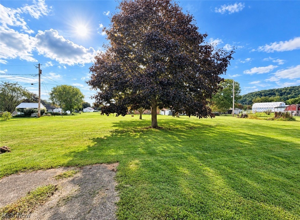 14060 Pershing Avenue Newcomerstown OH 43832