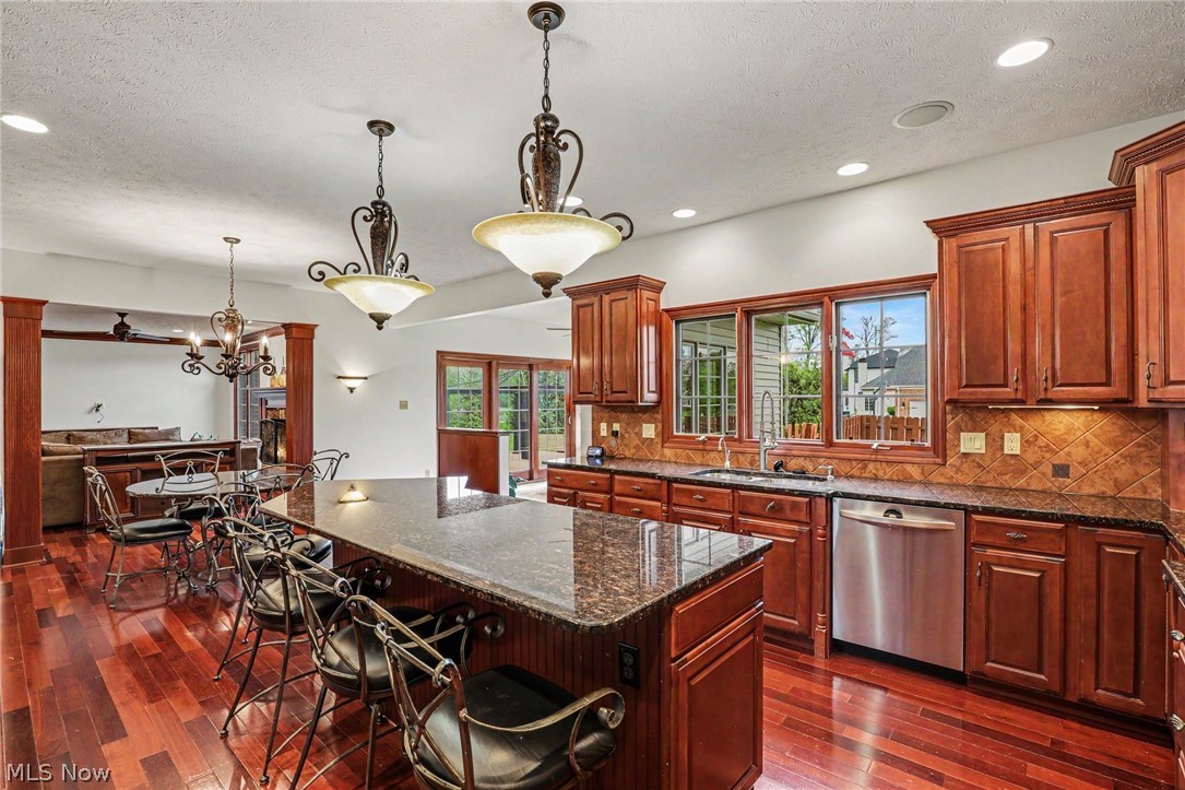 6291 Maypine Farm Boulevard Highland Heights OH 44143