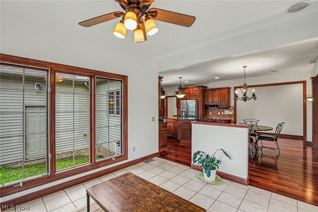 6291 Maypine Farm Boulevard Highland Heights OH 44143