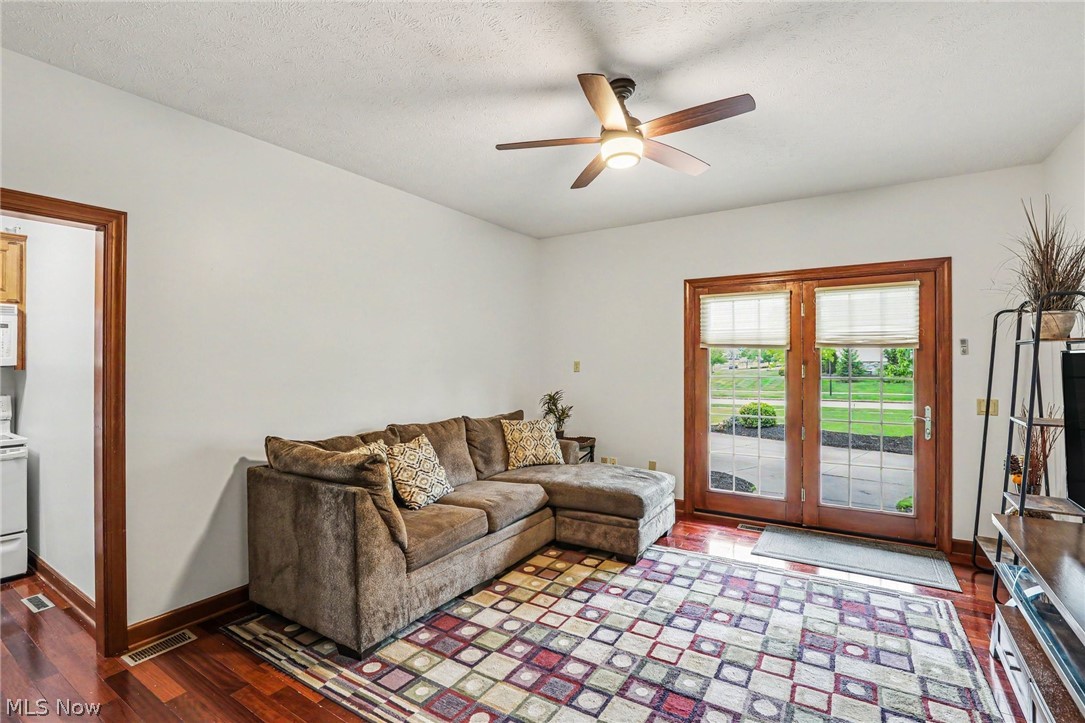 6291 Maypine Farm Boulevard Highland Heights OH 44143