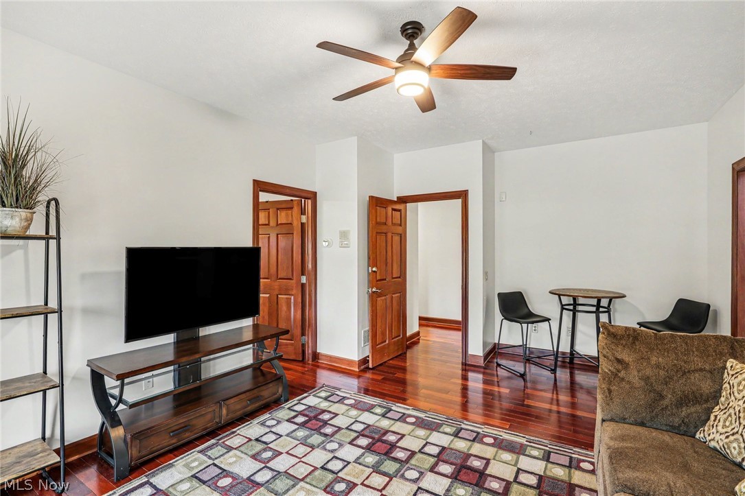 6291 Maypine Farm Boulevard Highland Heights OH 44143